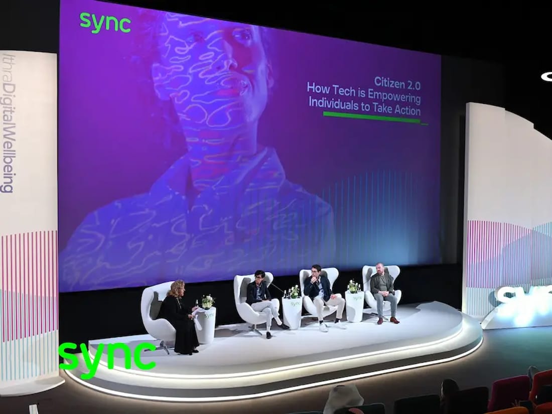 Gareth Walkom في Digital Wellbeing Summit، الظهران، المملكة العربية السعودية، 2022